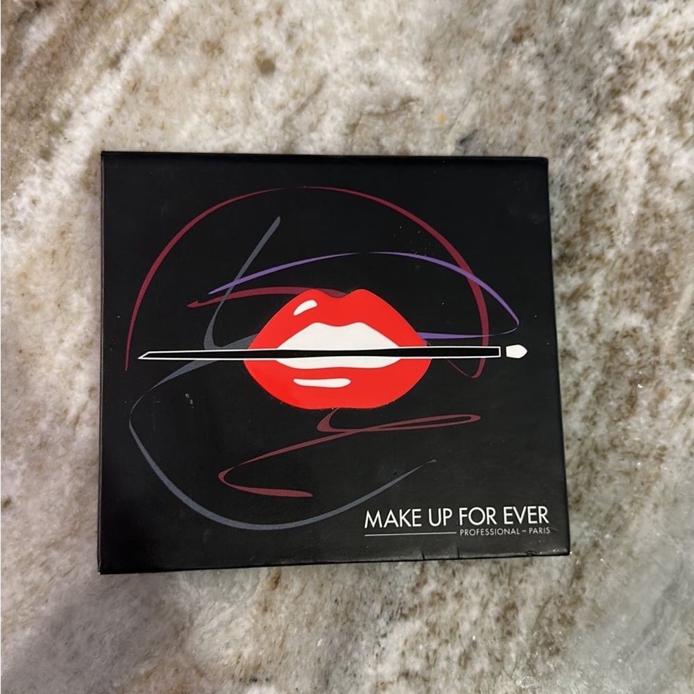 Makeup forever palette